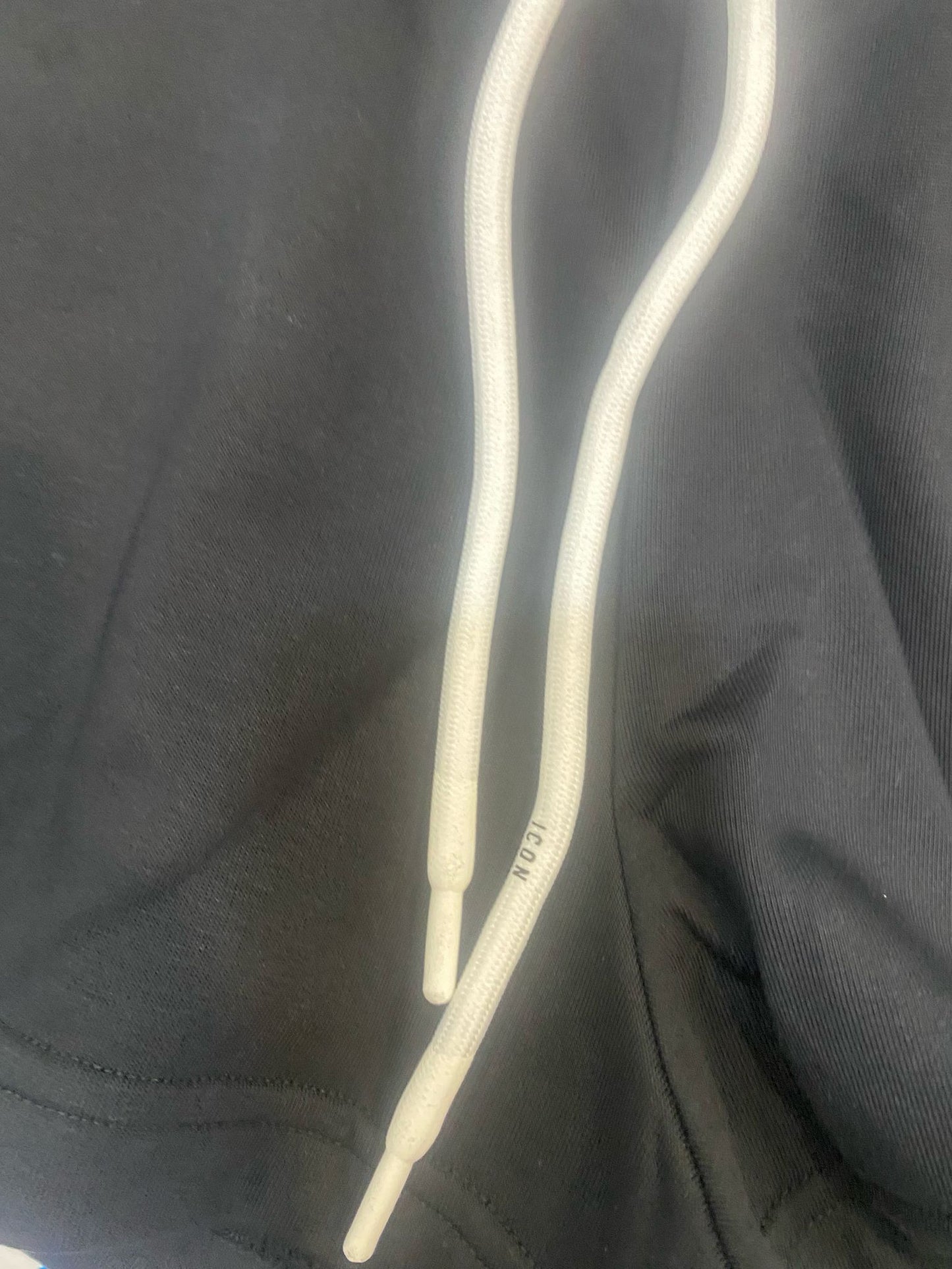 BERMUDA CON LOGO PICCOLO SOTTO TASCA ICON