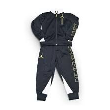 TUTA nike