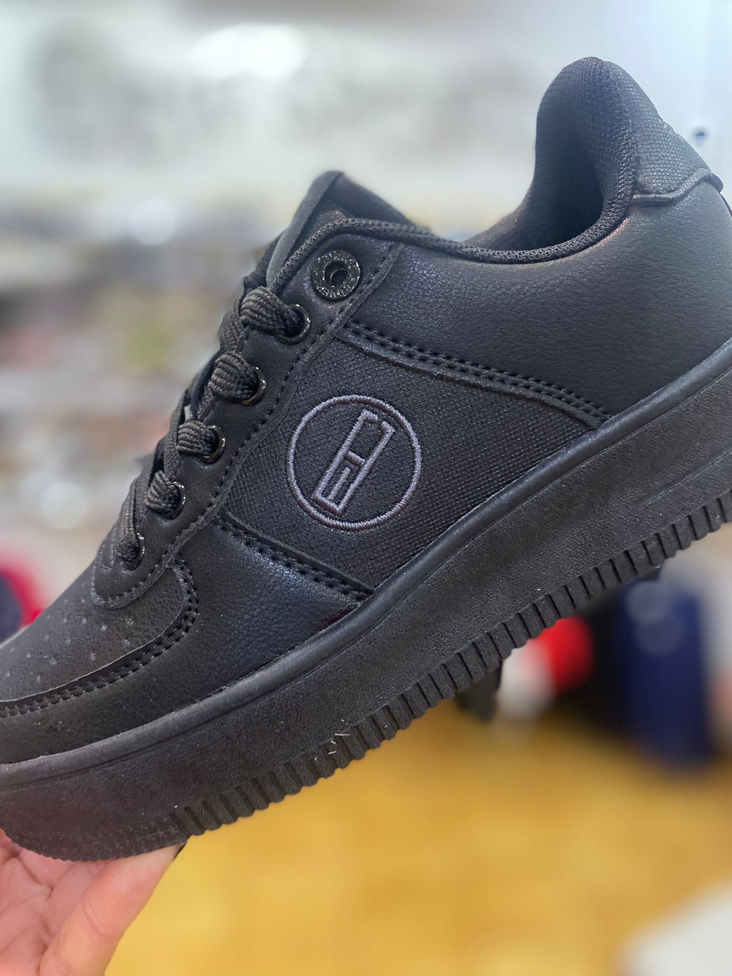 SCARPE ENRICO COVERI