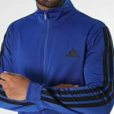 TUTA ADIDAS
JI8857