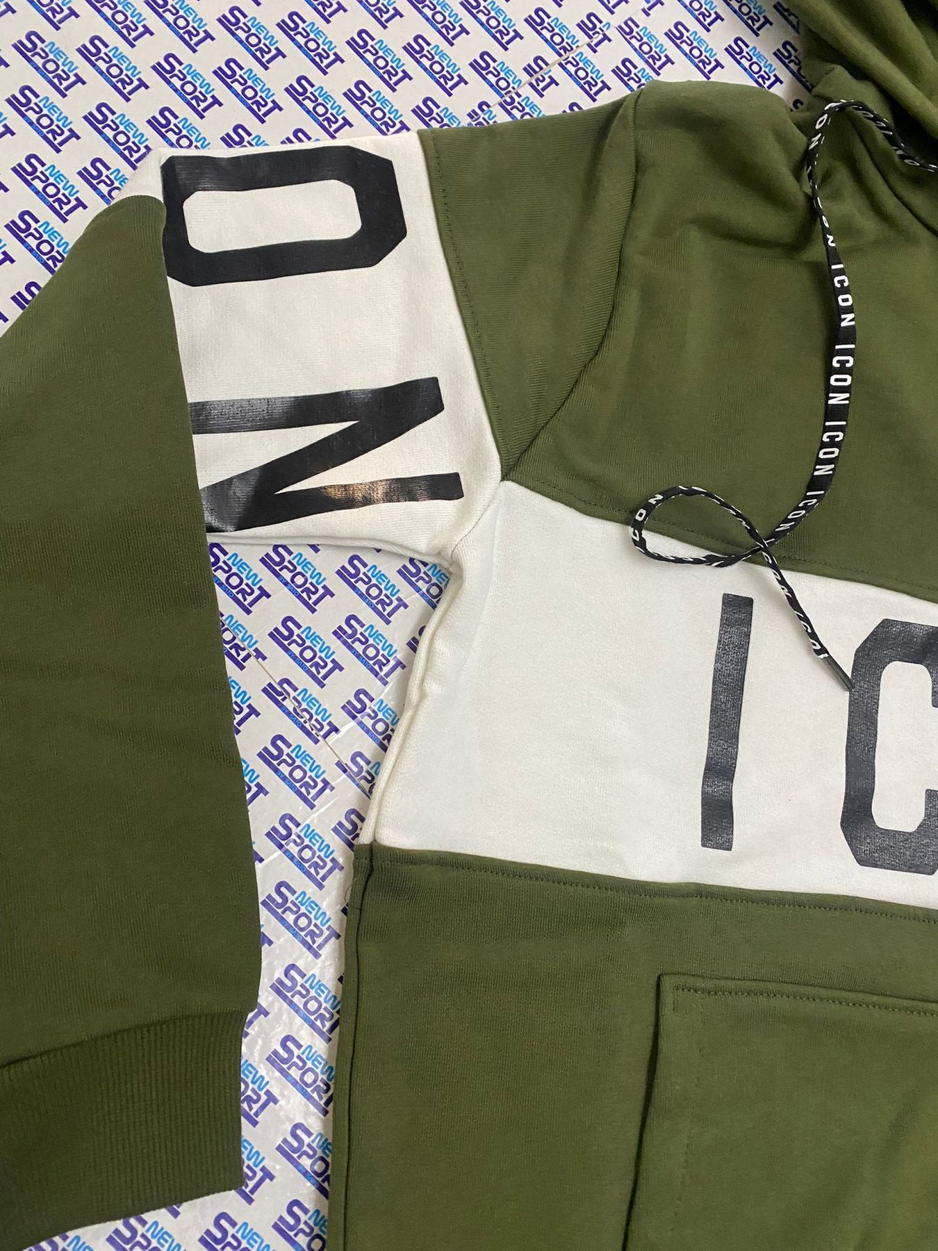 FELPA CON CAPPUCCIO E ZIP ICON UOMO