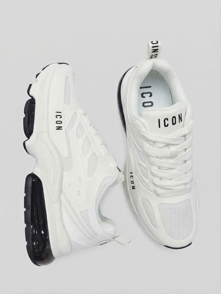 Sneakers Chunky "ICON" da Uomo in Total White con Dettagli Neri e Suola Trasparente
IC06166SU