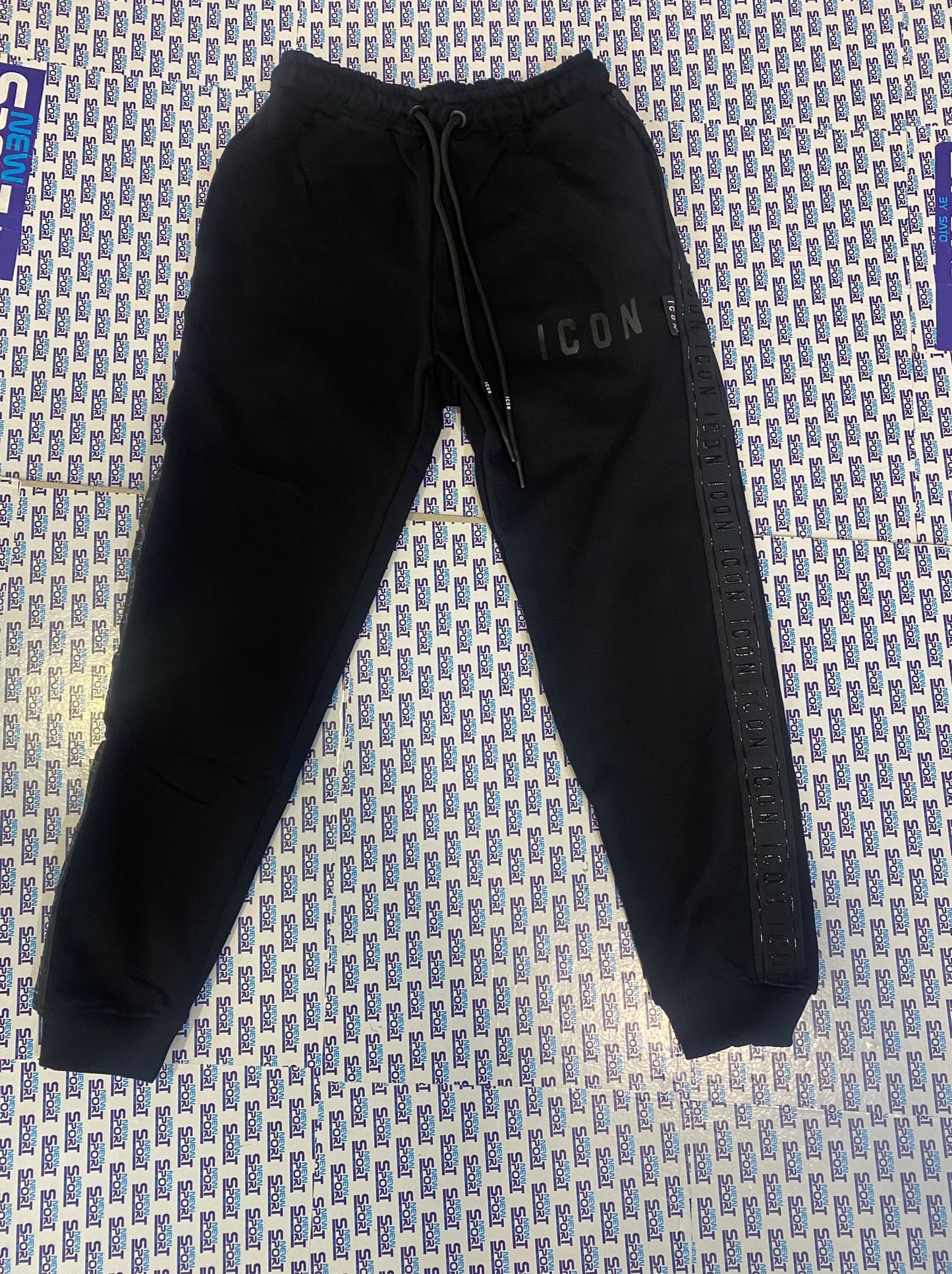 PANTATUTA JOGGER ICON CON GROS LATERALI