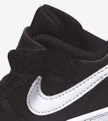 SCARPE NIKE COURT BOROUGH LOW