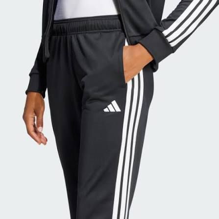 TUTA ADIDAS Track suit Essentials 3-Stripes
JD5434