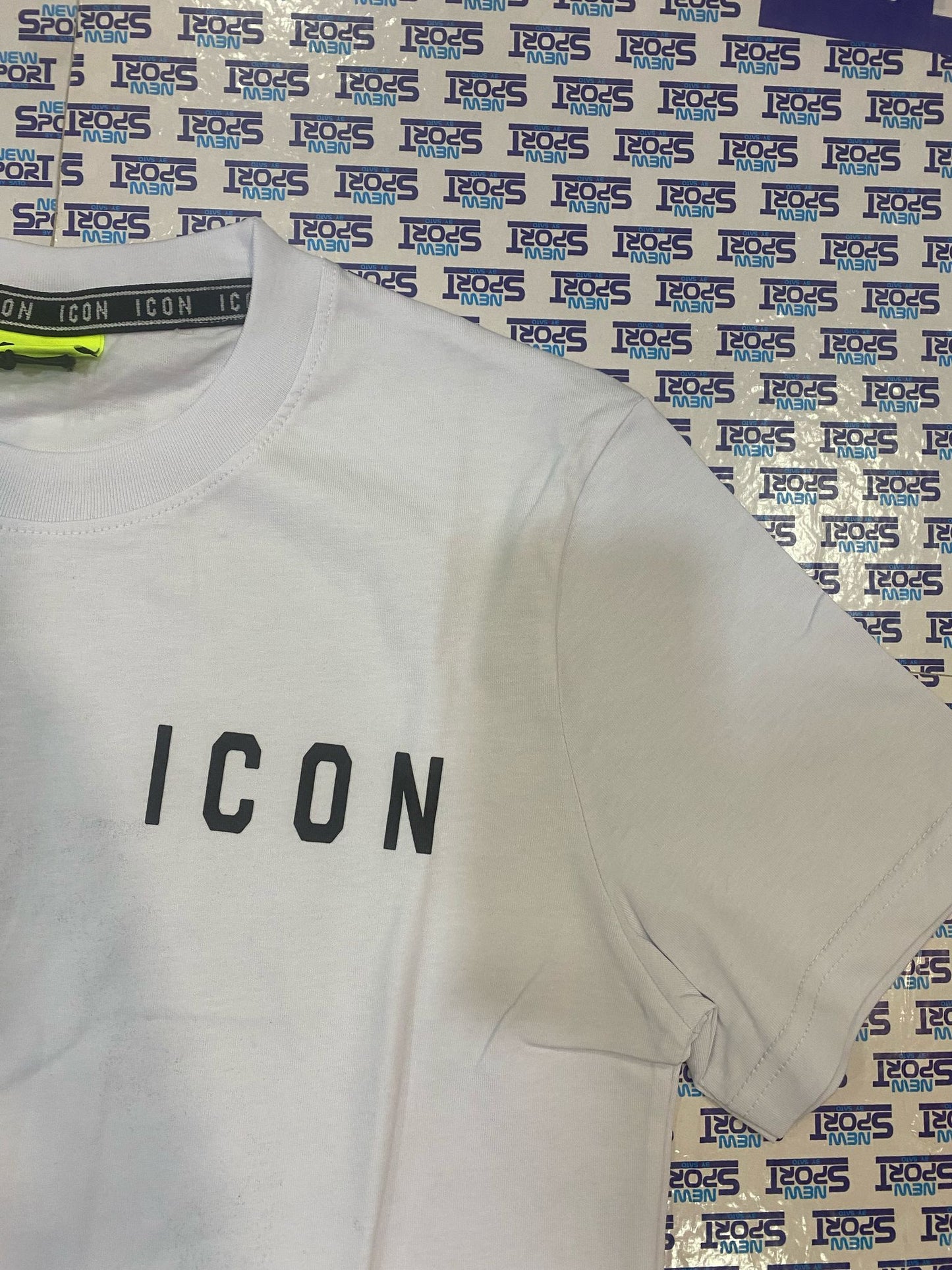 TSHIRT BASICA CON LOGO LATO CUORE ICON