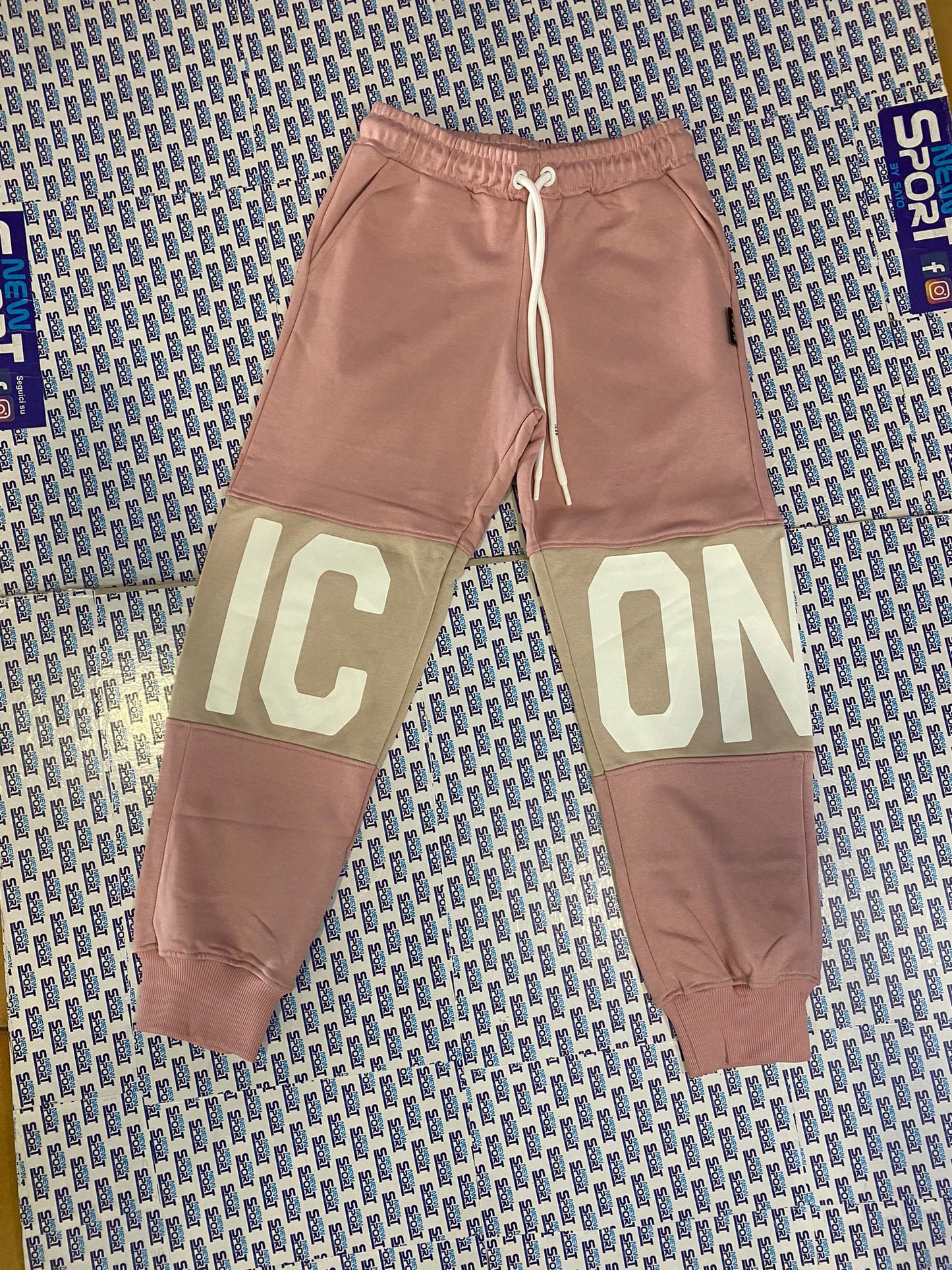 PANTATUTA JOGGER CON LOGO ICON