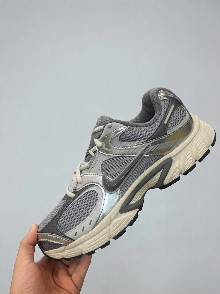 SCARPE NIKE RNR 
HJ5228/003