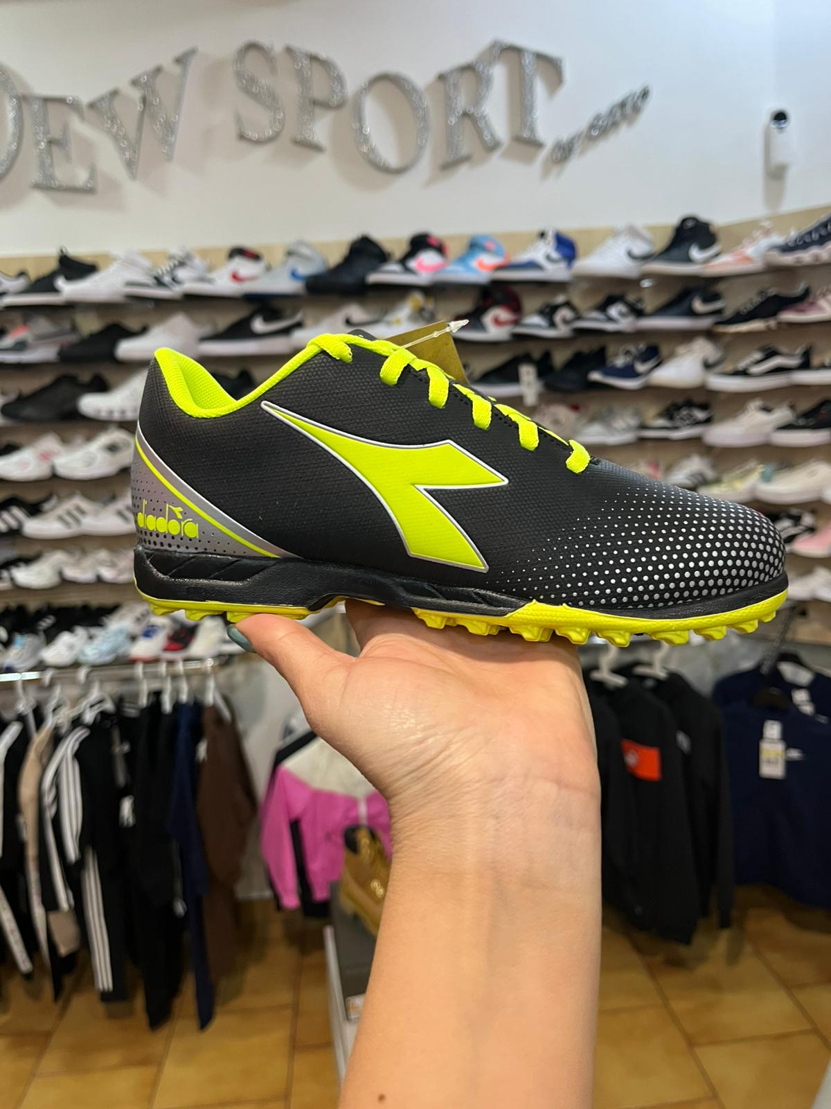 SCARPE CALCETTO DIADORA