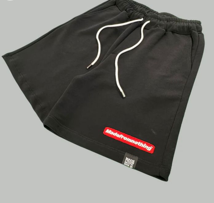 BERMUDA CON RICAMO LATERALE MFN