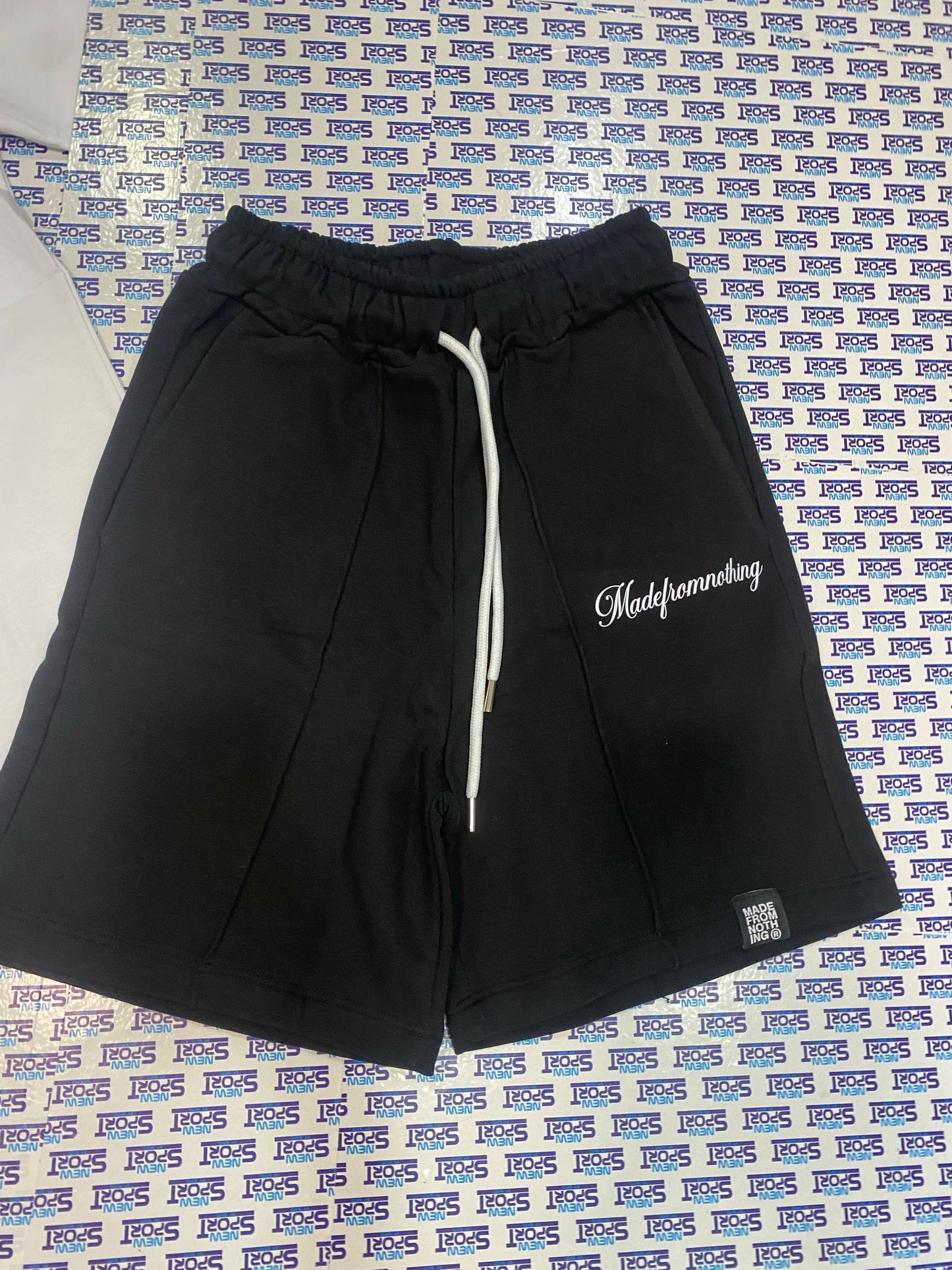 COMPLETO CON STAMPA GOTIKO MFN