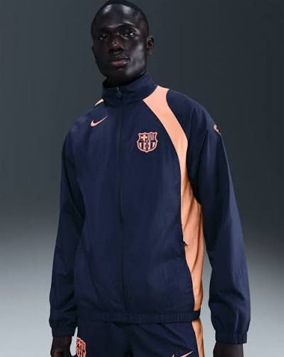 FC Barcelona
TUTA da calcio Nike Football Total 90 – Uomo