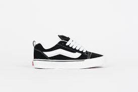 VANS KNU SKOOL