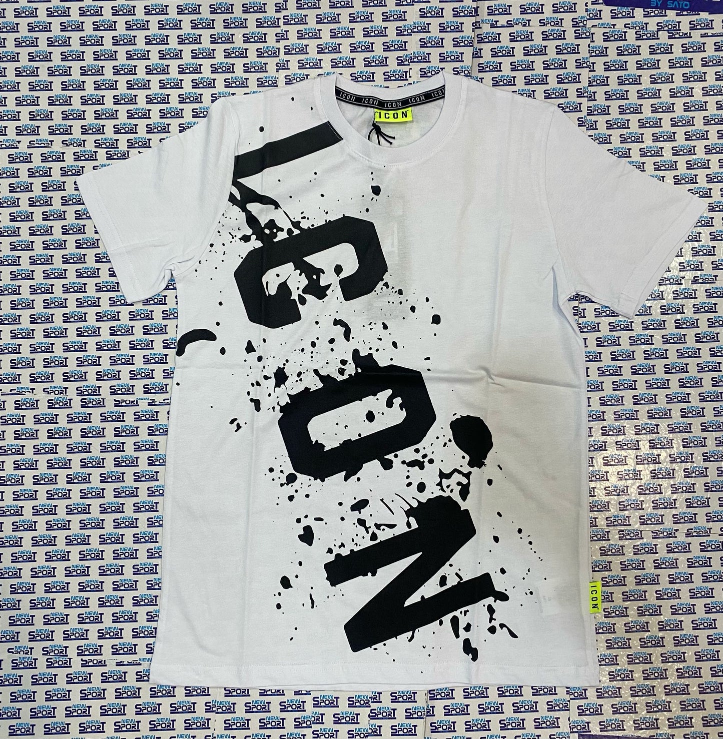 TSHIRT CON LOGO SCHIZZI TRASVERSALE ICON