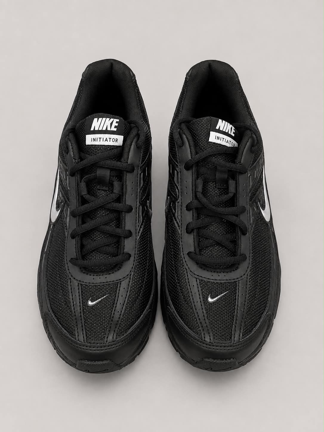 SCARPE  NIKE INITIATOR