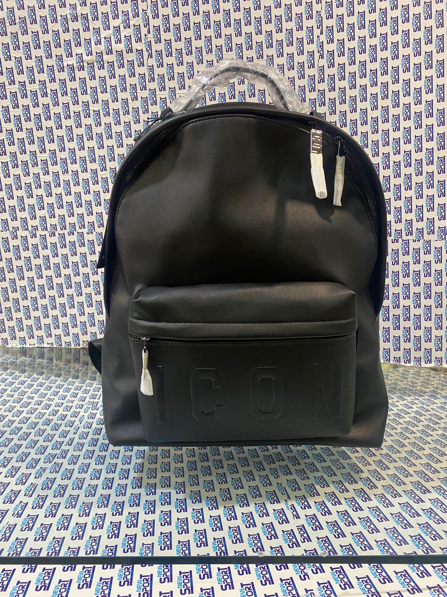 ZAINO IN ECOPELLE CON LOGO IN RILIEVO ICON