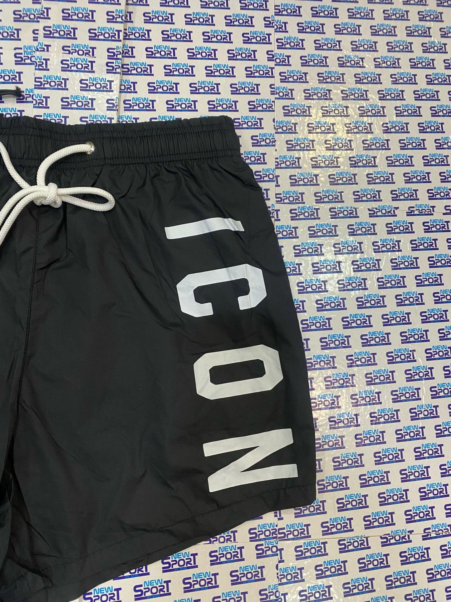 SHORTS MARE LOGO VERTICALE ICON