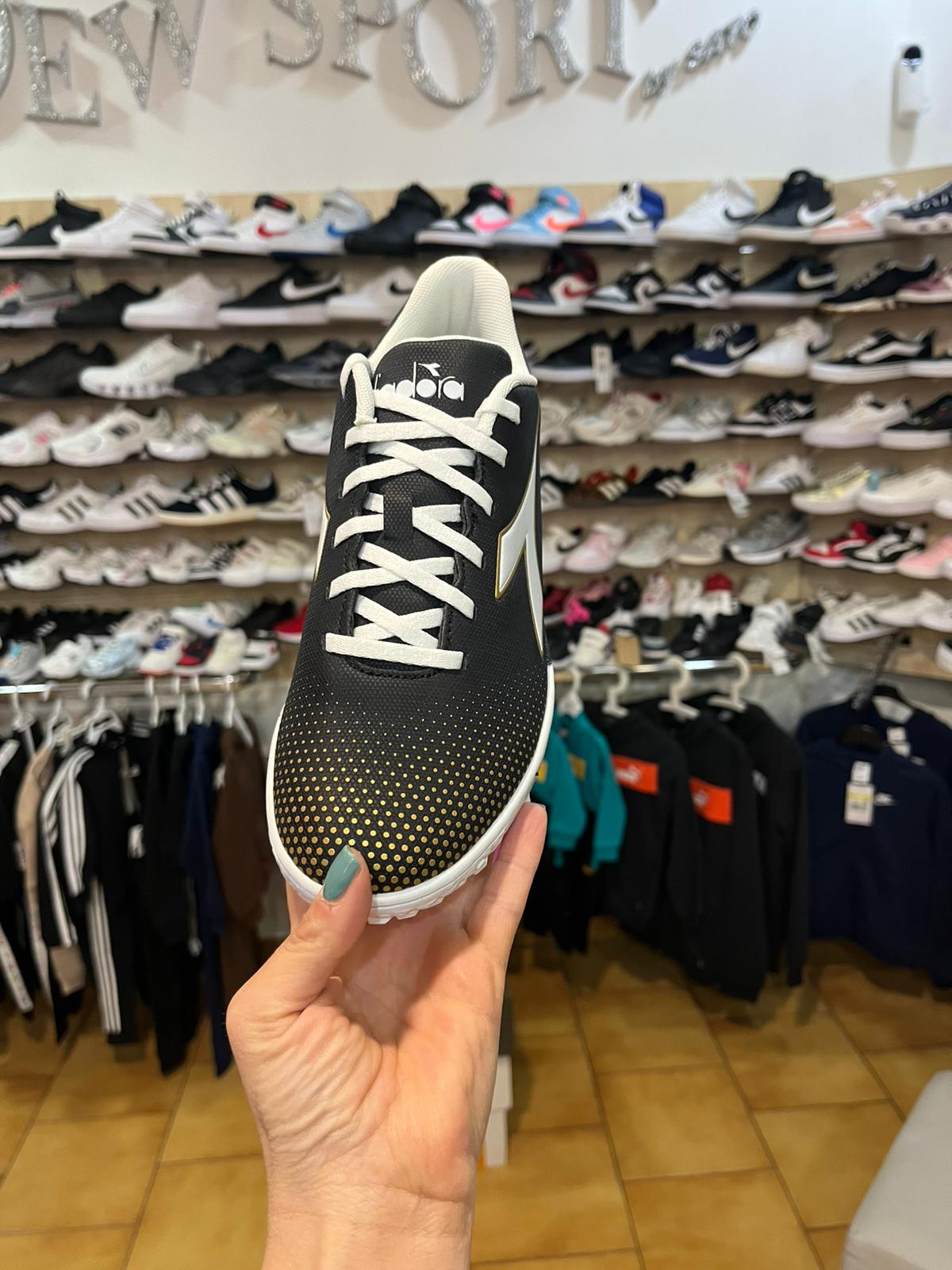 SCARPE CALCETTO DIADORA