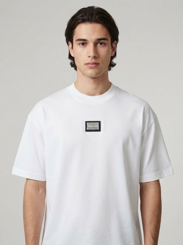 T-SHIRT CON APPLICAZIONE MFN