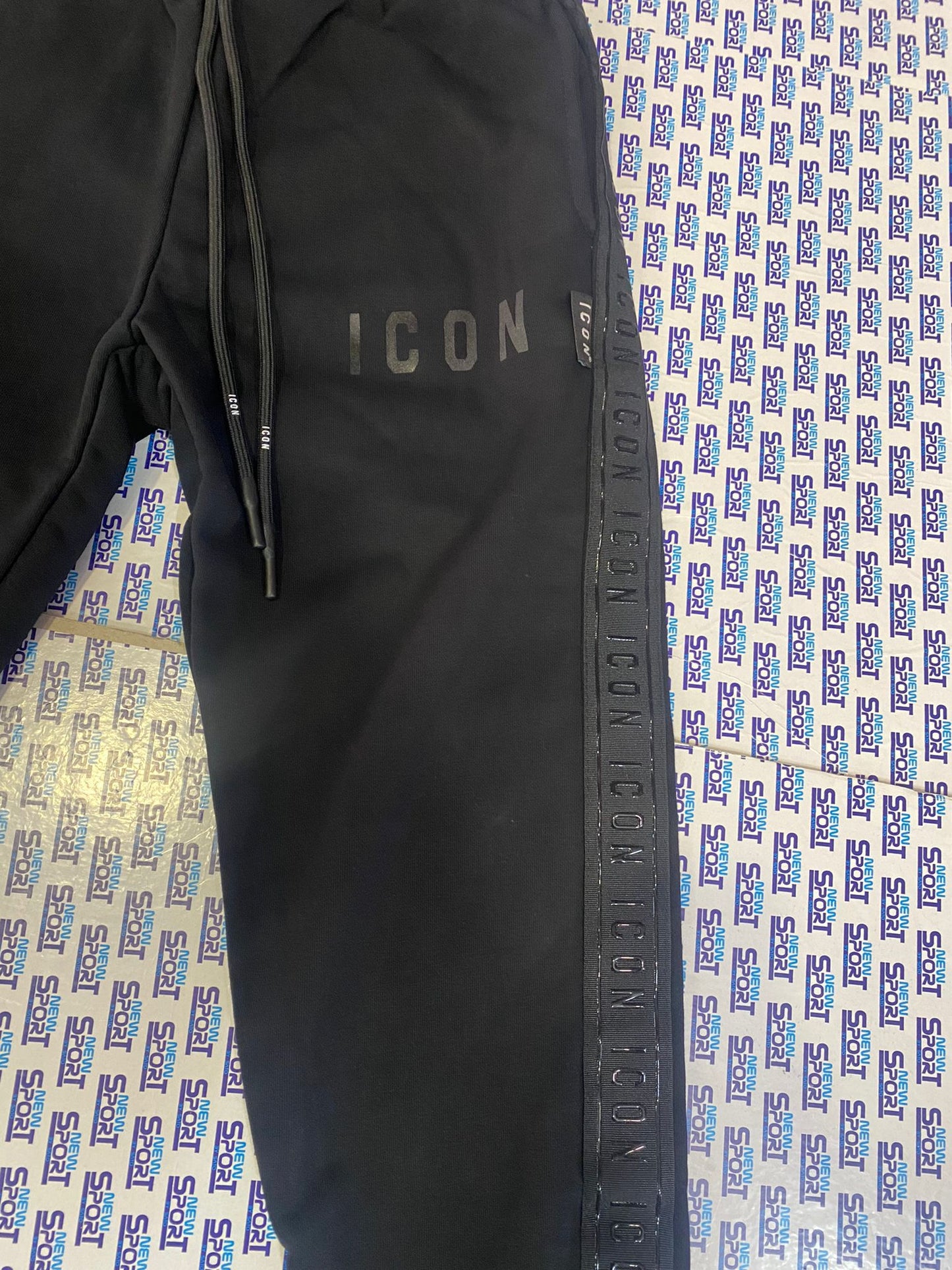 PANTATUTA JOGGER ICON CON GROS LATERALI