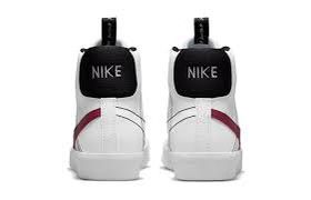 SCARPA NIKE BLAZER MID 77